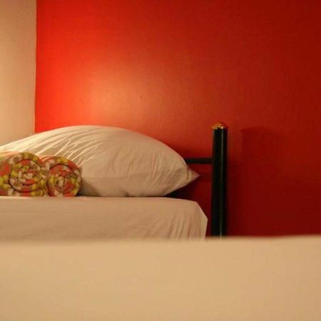 Kool Backpacker Hostel Patong Екстер'єр фото