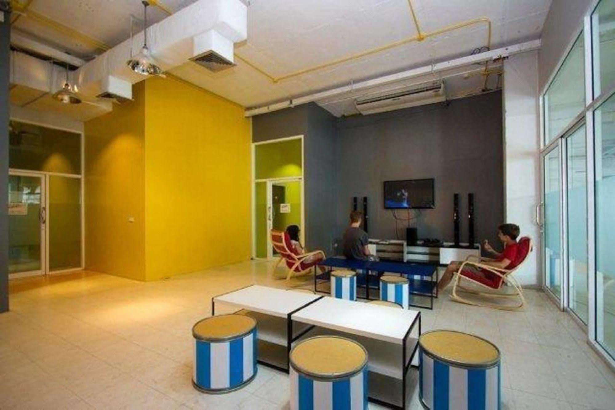 Kool Backpacker Hostel Patong Екстер'єр фото